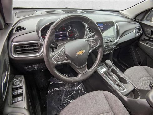 Used 2022 Chevrolet Equinox LT AWD/4WD image 10