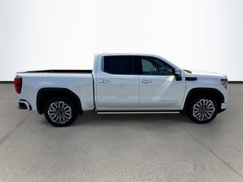 Used 2023 GMC Sierra 1500 Denali Ultimate AWD/4WD image 8