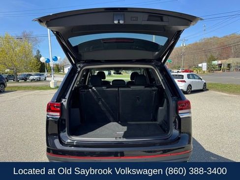 Used 2025 Volkswagen Atlas SE AWD/4WD image 23