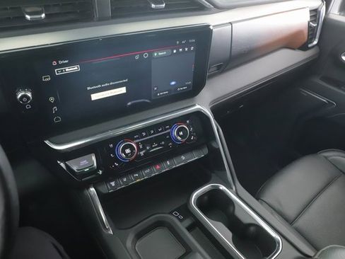 Used 2025 GMC Sierra 2500 Denali w/ Denali Reserve Package image 27