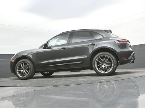 New 2026 Porsche Macan AWD/4WD image 33