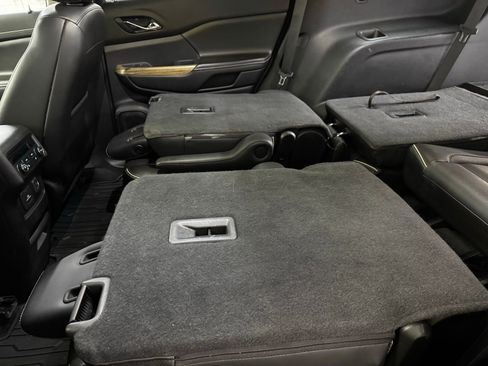 Used 2019 GMC Acadia Denali w/ Technology Package AWD/4WD image 36