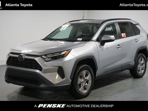 Certified 2022 Toyota RAV4 XLE image 1