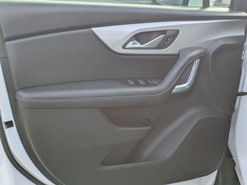 Used 2021 Chevrolet Blazer LT image 11