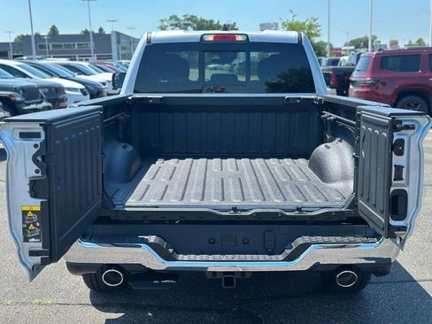 New 2026 RAM 1500 Big Horn AWD/4WD image 13