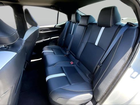 Used 2025 Toyota Camry SE FWD image 20