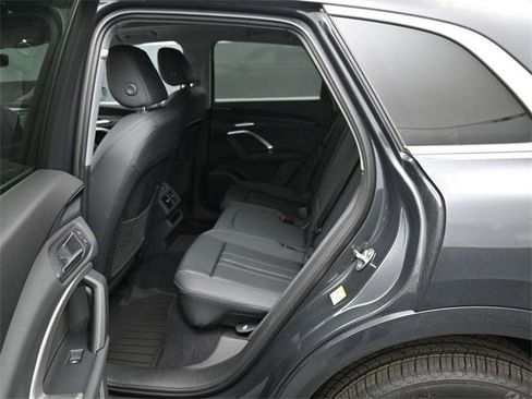 New 2025 Audi Q5 Premium image 11