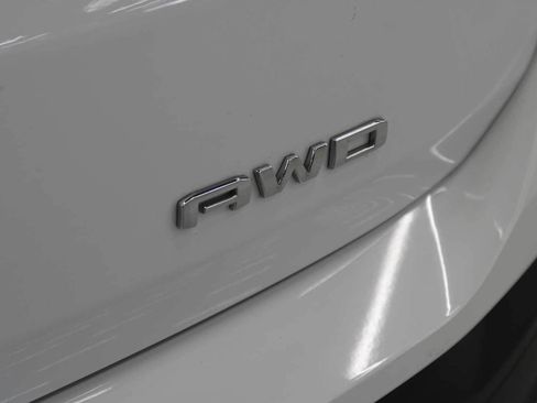 Used 2023 GMC Terrain SLE w/ Driver Convenience Package AWD/4WD image 13