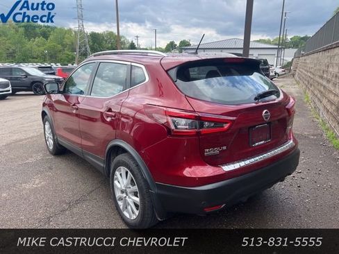 Used 2022 Nissan Rogue Sport SV w/ Technology Package AWD/4WD image 3