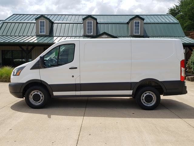 Used 2016 Ford Transit 250 130 Low Roof RWD image 2