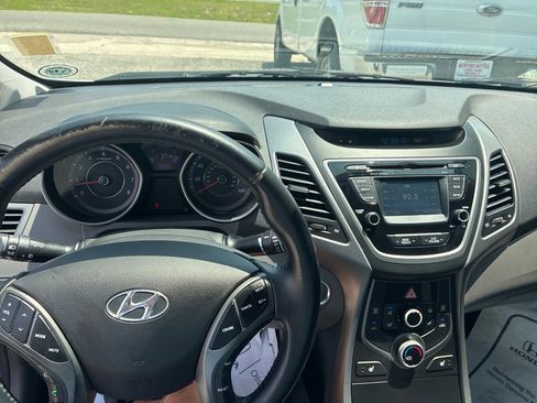 Used 2014 Hyundai Elantra Sport FWD image 7