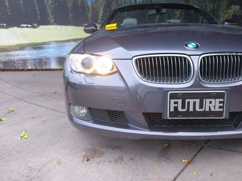 Used 2007 BMW 328i Convertible image 32