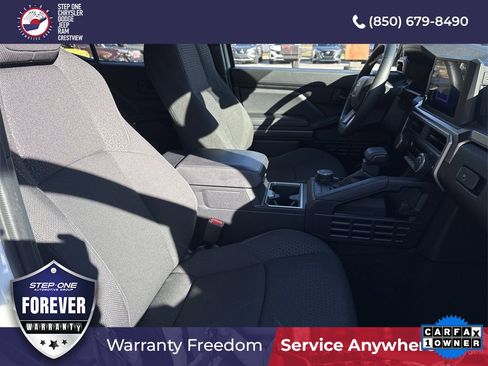 Used 2025 Toyota 4Runner SR5 image 23