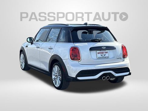 Used 2024 MINI Cooper S image 2