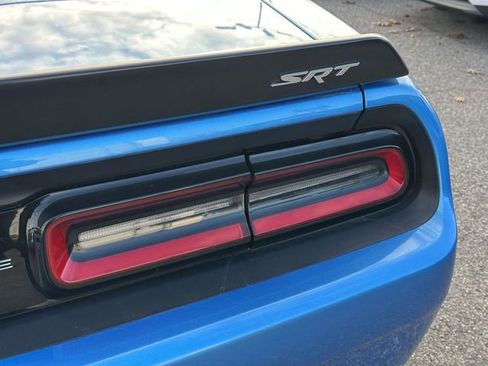 Used 2016 Dodge Challenger SRT Hellcat image 29
