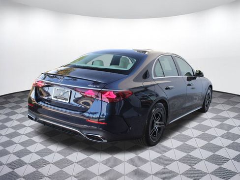 New 2026 Mercedes-Benz E 450 4MATIC Sedan image 9