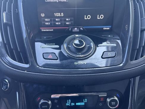 Used 2014 Ford Escape Titanium w/ Equipment Group 401A AWD/4WD image 17