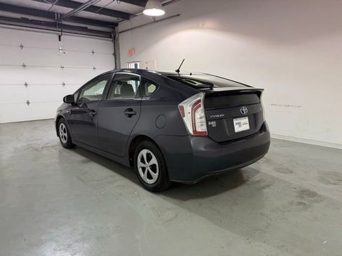 Used 2013 Toyota Prius One image 4
