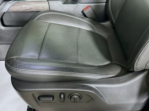 Certified 2020 Chevrolet Silverado 2500 LTZ w/ LTZ Plus Package image 21