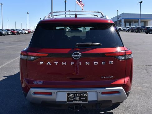 Used 2022 Nissan Pathfinder Platinum w/ Cargo Package image 6
