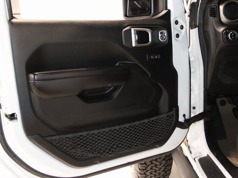 Used 2021 Jeep Gladiator Sport AWD/4WD image 28