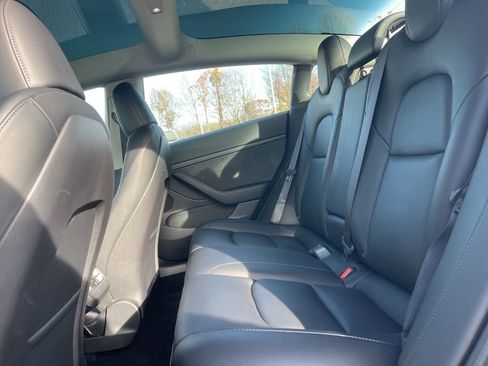 Used 2023 Tesla Model 3 Standard Range RWD image 13