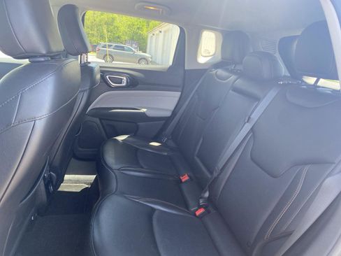 Used 2022 Jeep Compass Limited AWD/4WD image 30