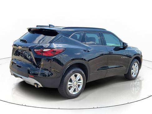 Used 2022 Chevrolet Blazer LT FWD image 3