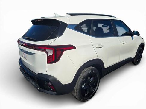 New 2026 Kia Seltos EX image 14