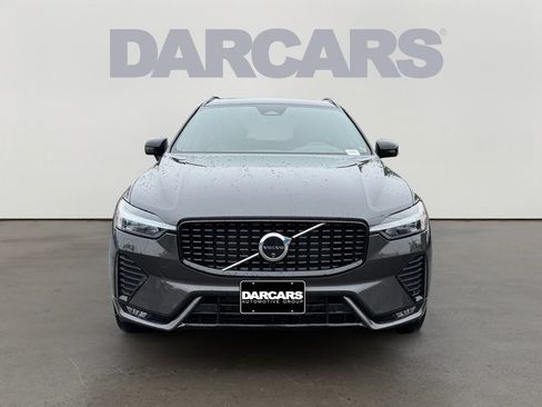 Certified 2024 Volvo XC60 B5 Plus w/ Protection Package Premier AWD/4WD image 2