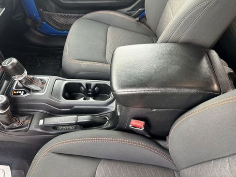 Used 2021 Jeep Gladiator Mojave w/ LED Lighting Group AWD/4WD image 22