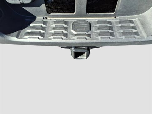 Used 2023 Toyota Tacoma TRD Off-Road image 12