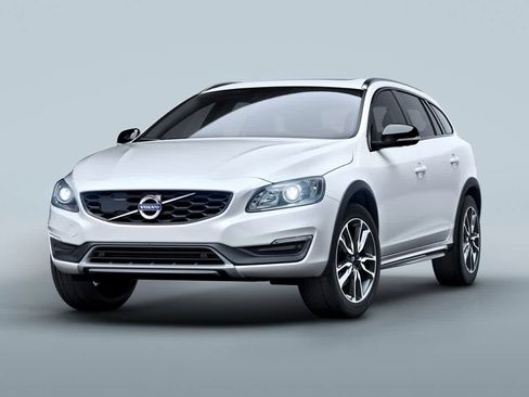 Used 2017 Volvo V60 T5 Cross Country w/ Convenience Package image 1