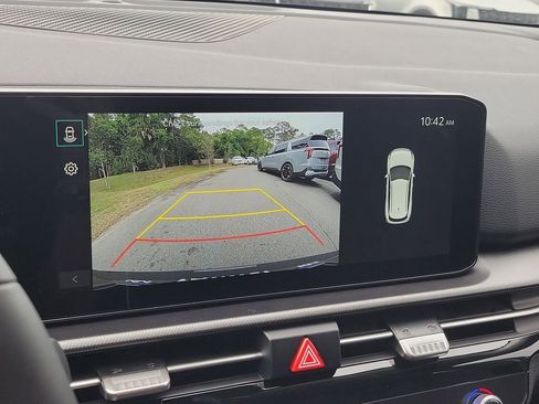 New 2026 Kia Sportage LX FWD image 31