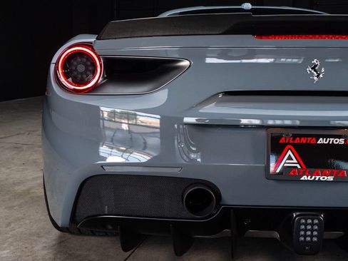 Used 2016 Ferrari 488 GTB RWD image 29