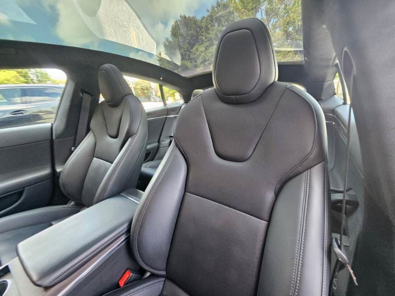 Used 2024 Tesla Model S AWD/4WD image 39
