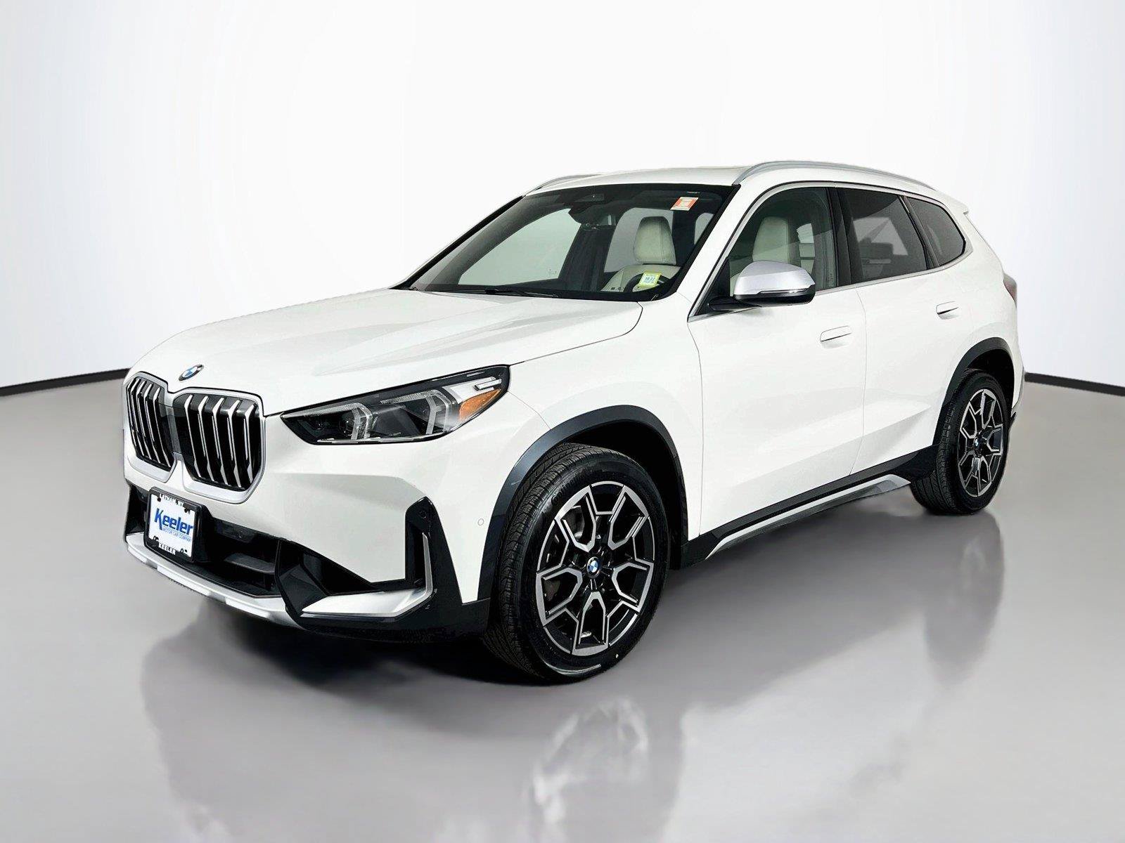 Used 2024 BMW X1 xDrive28i w/ Convenience Package AWD/4WD image 2