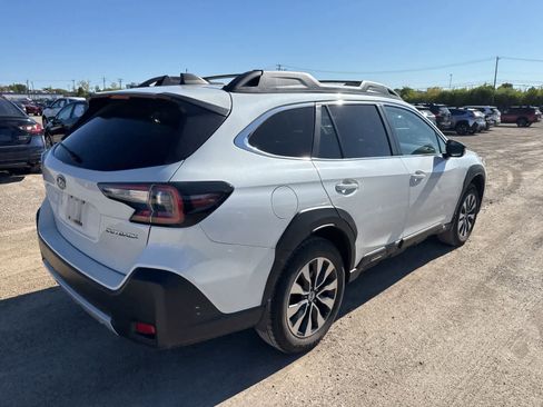 Used 2023 Subaru Outback Limited AWD/4WD image 3