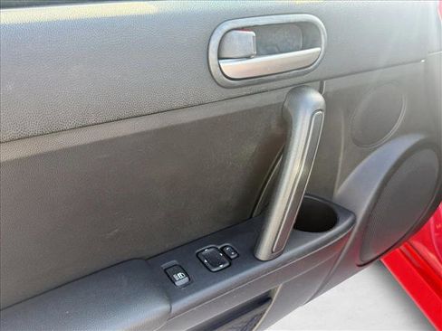 Used 2014 MAZDA MX-5 Miata Club image 11