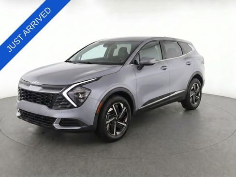 Used 2023 Kia Sportage LX AWD/4WD image 1