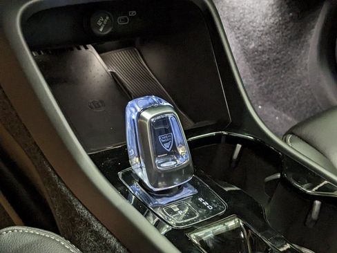 New 2026 Volvo XC40 B5 Plus w/ Protection Package Premier image 19