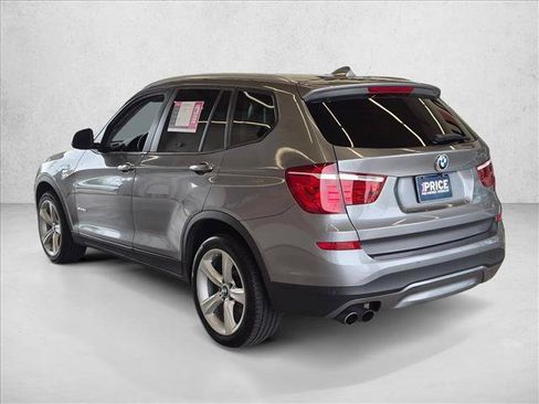 Used 2017 BMW X3 sDrive28i RWD image 8