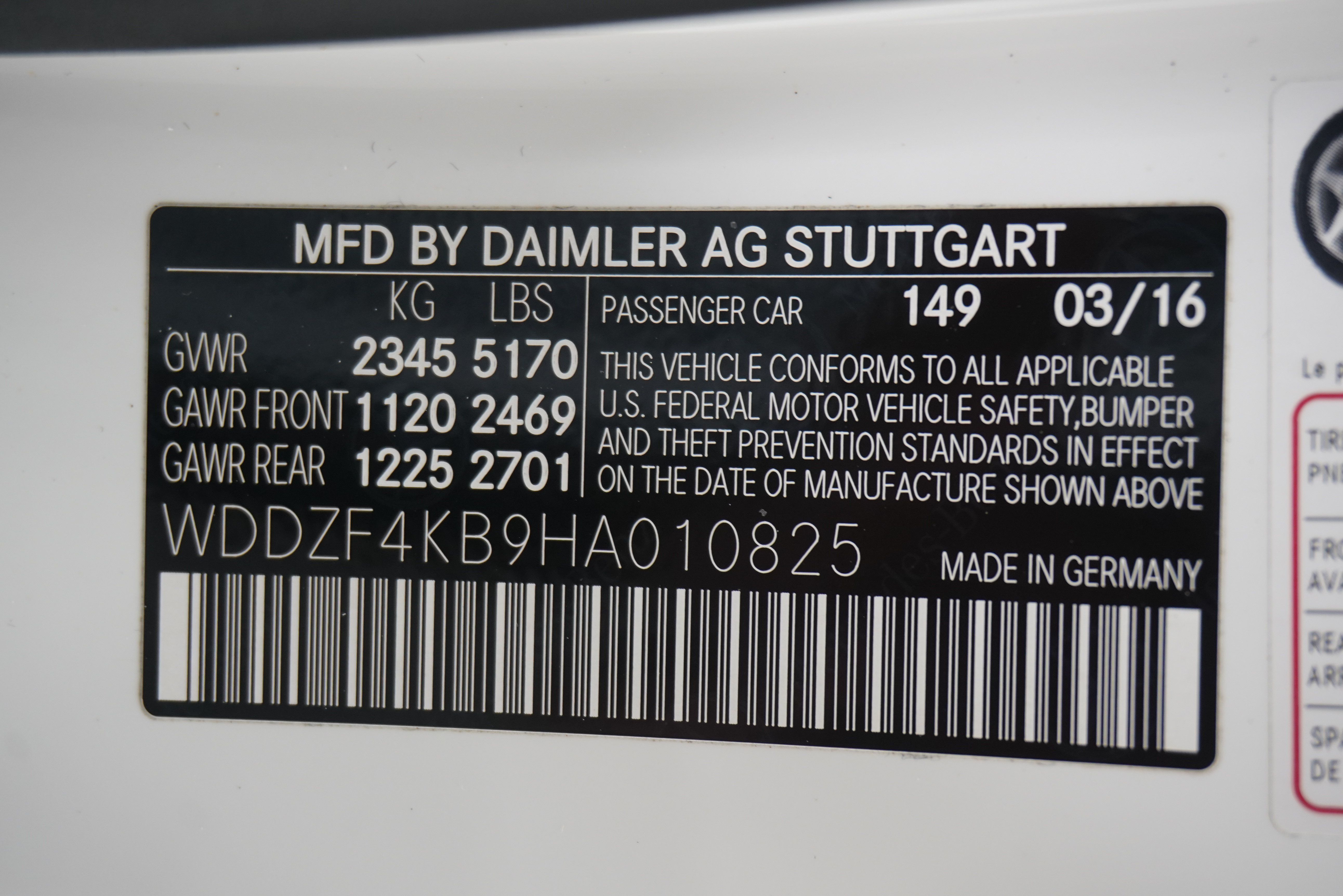 Used 2017 Mercedes-Benz E 300 4MATIC image 33