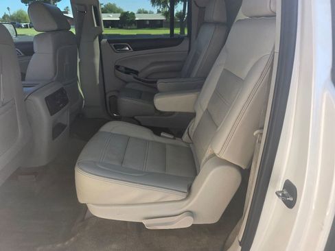 Used 2015 GMC Yukon XL Denali w/ Touring Package RWD image 13