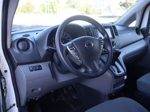 Used 2020 Nissan NV200 SV w/ Back Door Glass Package FWD image 15