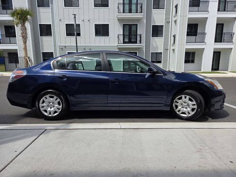 Used 2012 Nissan Altima 2.5 S FWD image 5