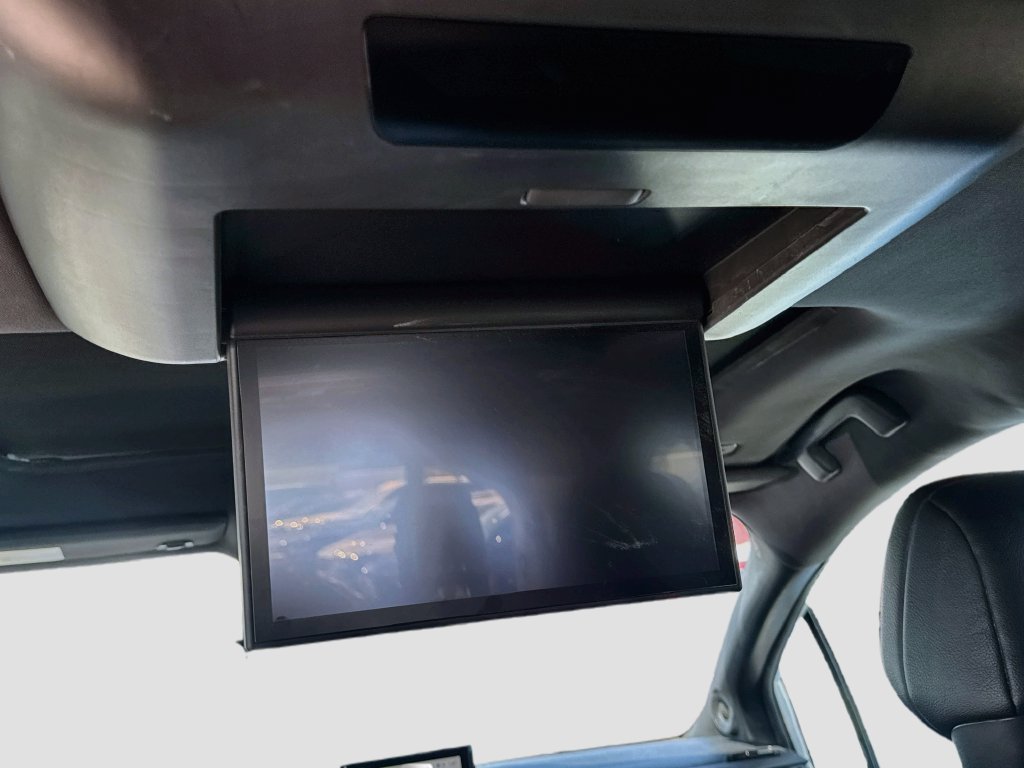 Used 2026 Toyota Sienna XSE FWD image 27