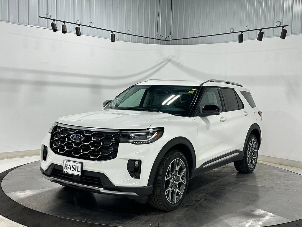 Used 2025 Ford Explorer Platinum w/ Ultimate Package AWD/4WD image 8