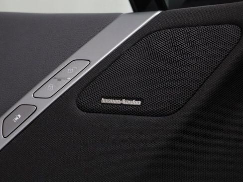 New 2026 BMW iX xDrive60 w/ M Sport Package image 7