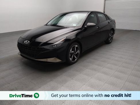 Used 2023 Hyundai Elantra SEL w/ Convenience Package image 1